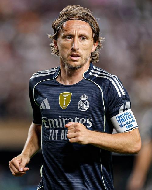 国产《动物朋克》新概念图 官方回应AI使用争议